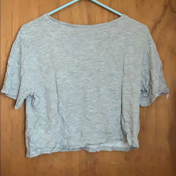 H&M grey crop top - Picture 3 of 3